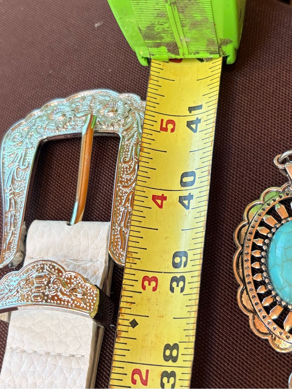 White Leather Western Belt with Turquoise Concho Chain Belt - Picture 5 of 6